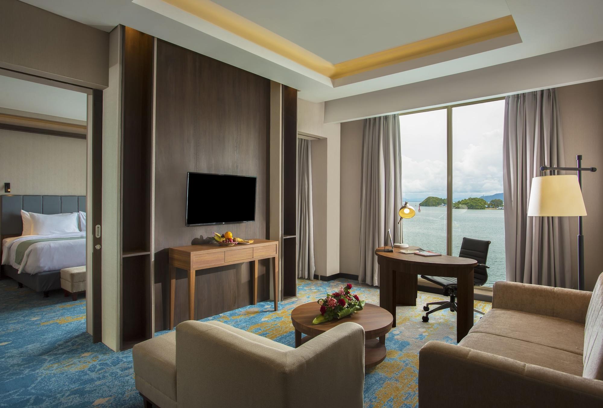 Swiss-Belhotel Papua Jaya Pura Eksteriør bilde