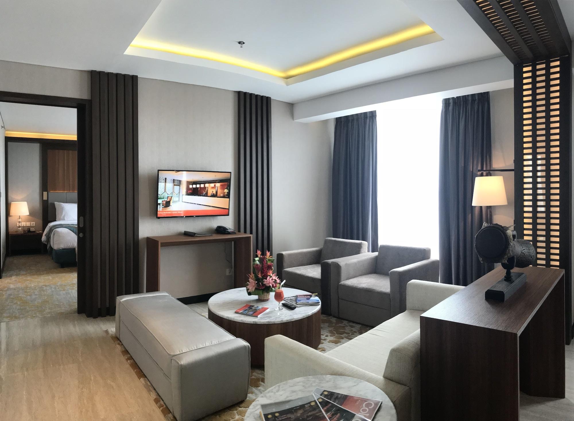 Swiss-Belhotel Papua Jaya Pura Eksteriør bilde