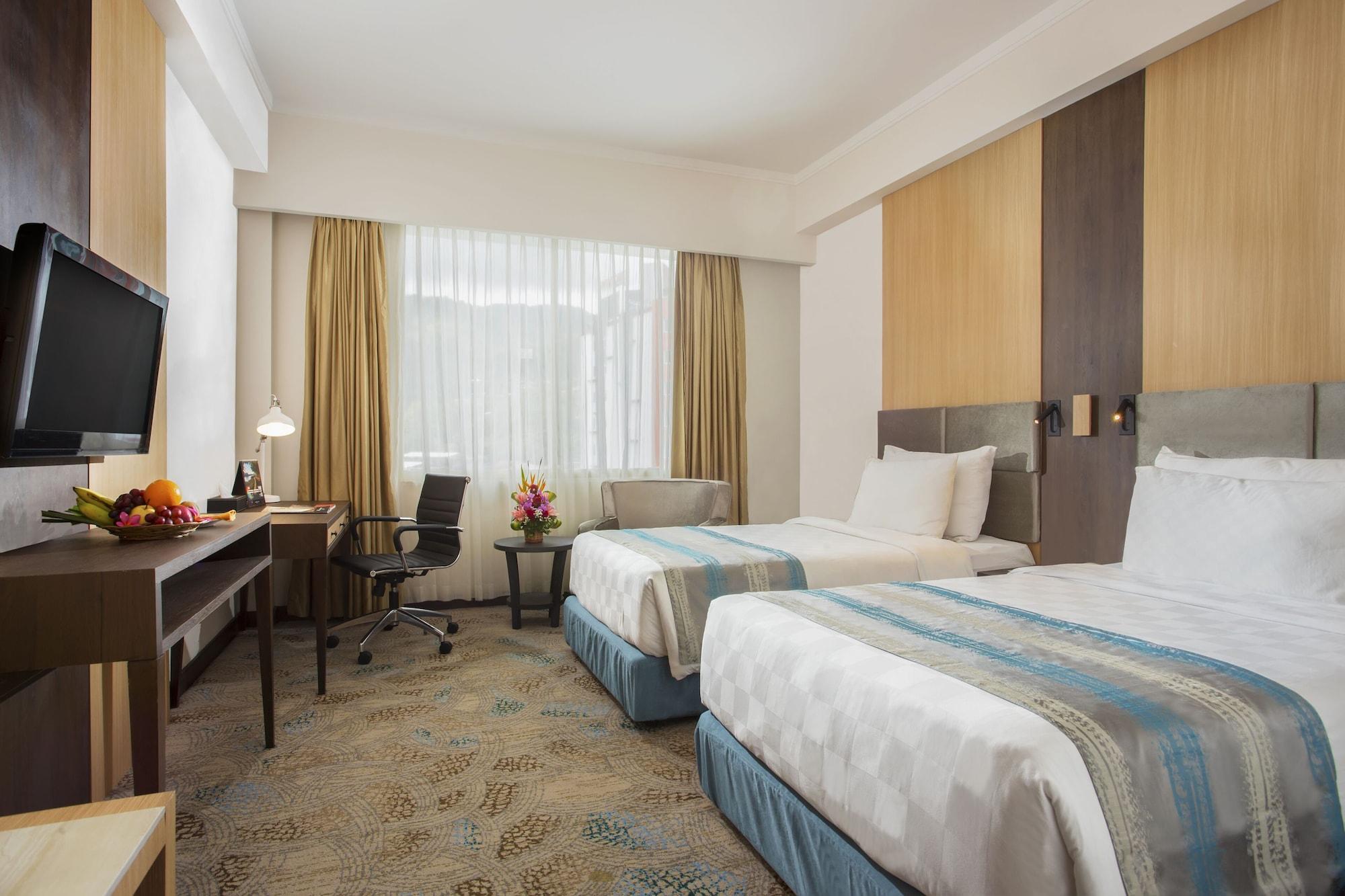 Swiss-Belhotel Papua Jaya Pura Eksteriør bilde