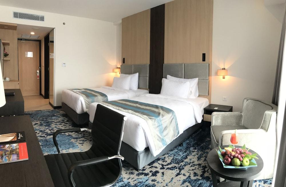 Swiss-Belhotel Papua Jaya Pura Eksteriør bilde