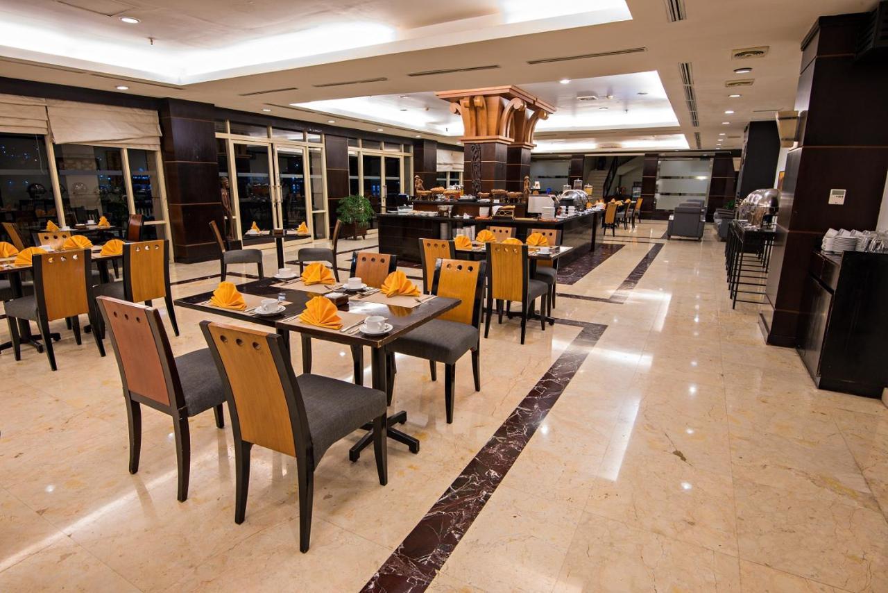 Swiss-Belhotel Papua Jaya Pura Eksteriør bilde